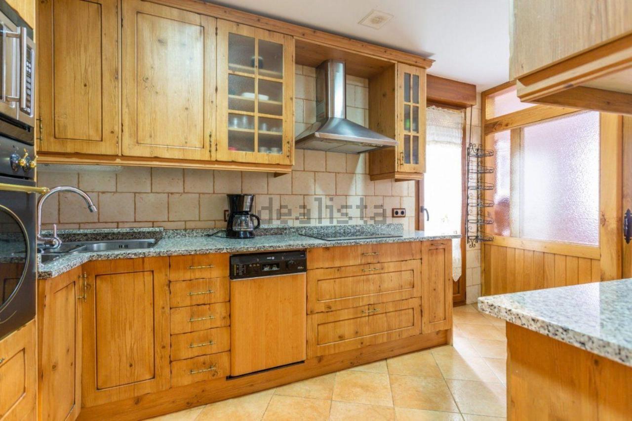 Trampantojo Apartamento En El Corazon De Pamplona Apartment Luaran gambar