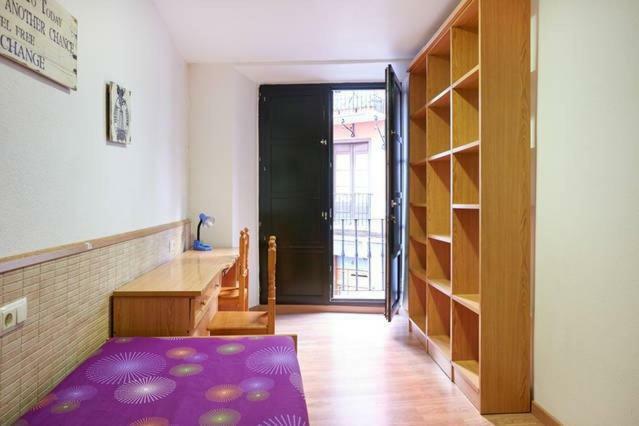 Trampantojo Apartamento En El Corazon De Pamplona Apartment Luaran gambar