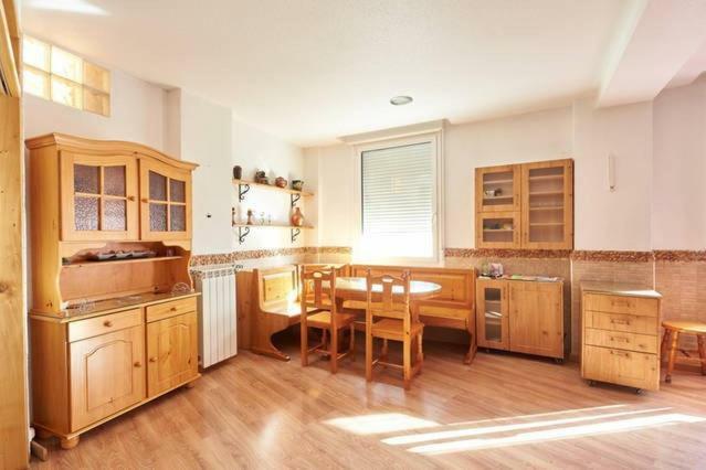 Trampantojo Apartamento En El Corazon De Pamplona Apartment Luaran gambar
